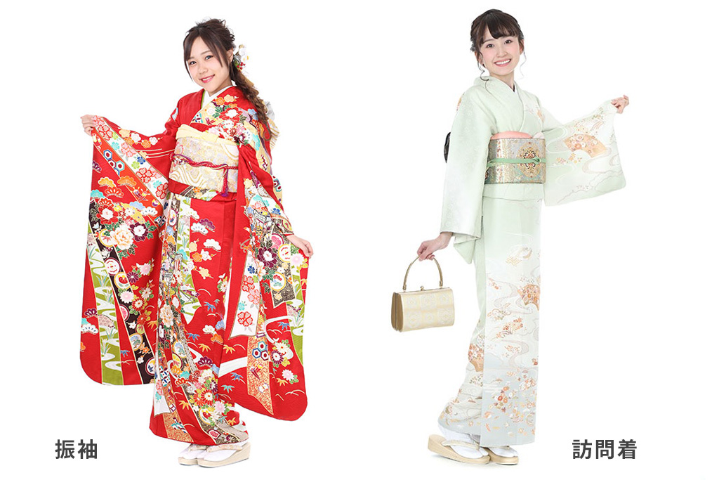 赤い振袖を着た女性と緑色の訪問着を着た女性