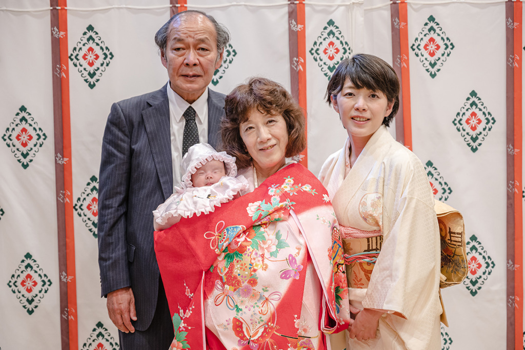 お宮参りに祖父母からお金はいくら贈るべきですか？