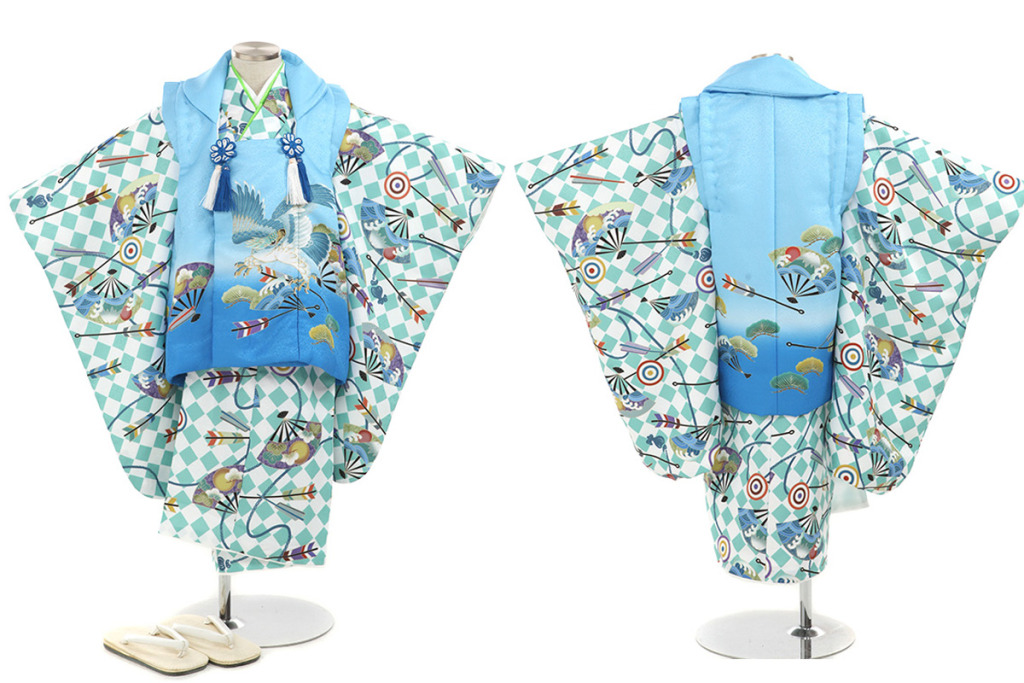 七五三(三歳)|【花うさぎ】扇と矢羽根柄の緑着物×鷹の水色被布|W-B-3-126