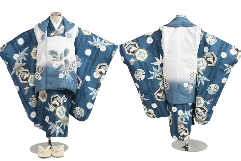 七五三(三歳)|吉祥文様柄の紺色着物×鷹柄白被布|W-B-3-136