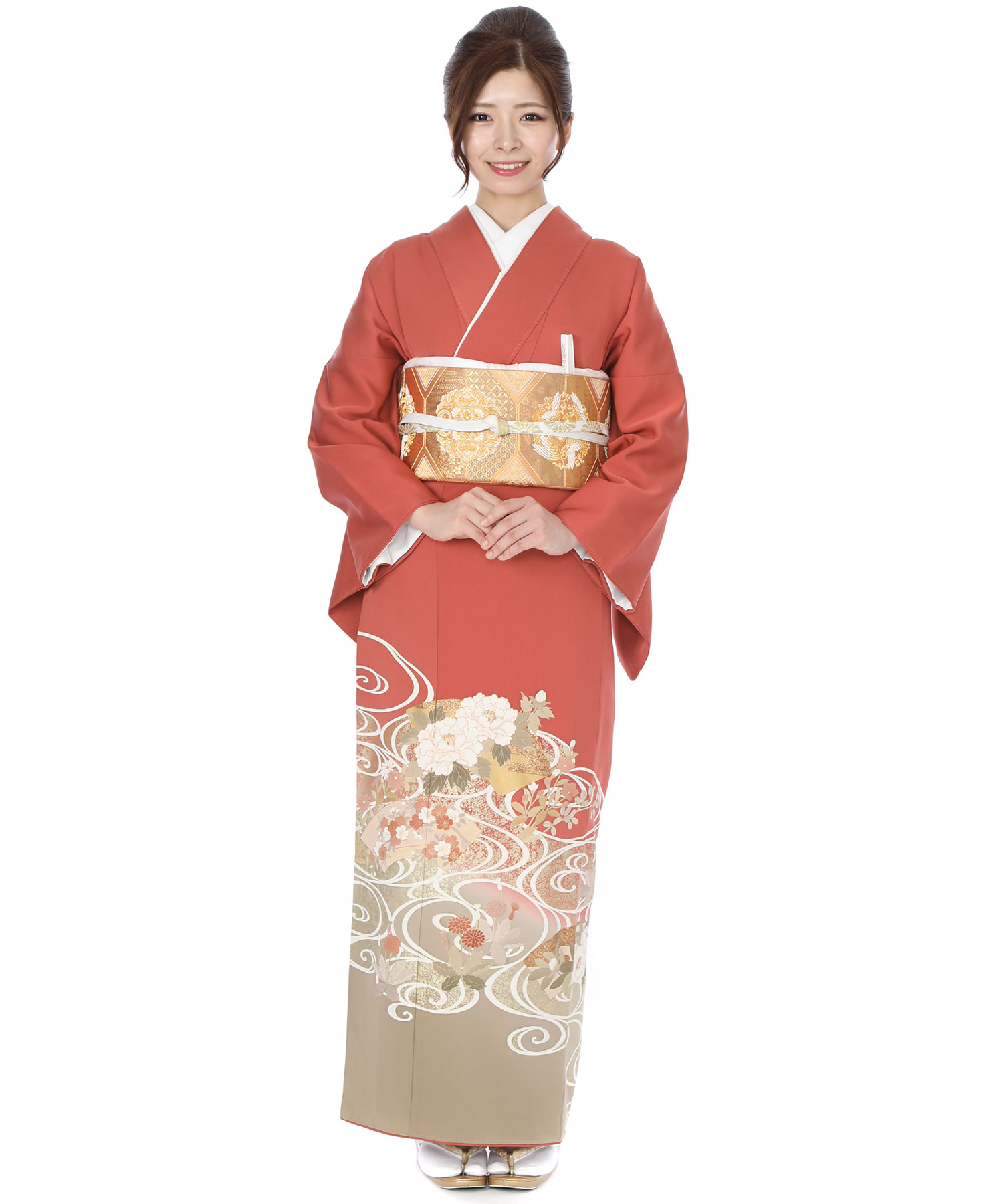 色留袖｜赤地に牡丹と桜に流水｜I0050｜L
