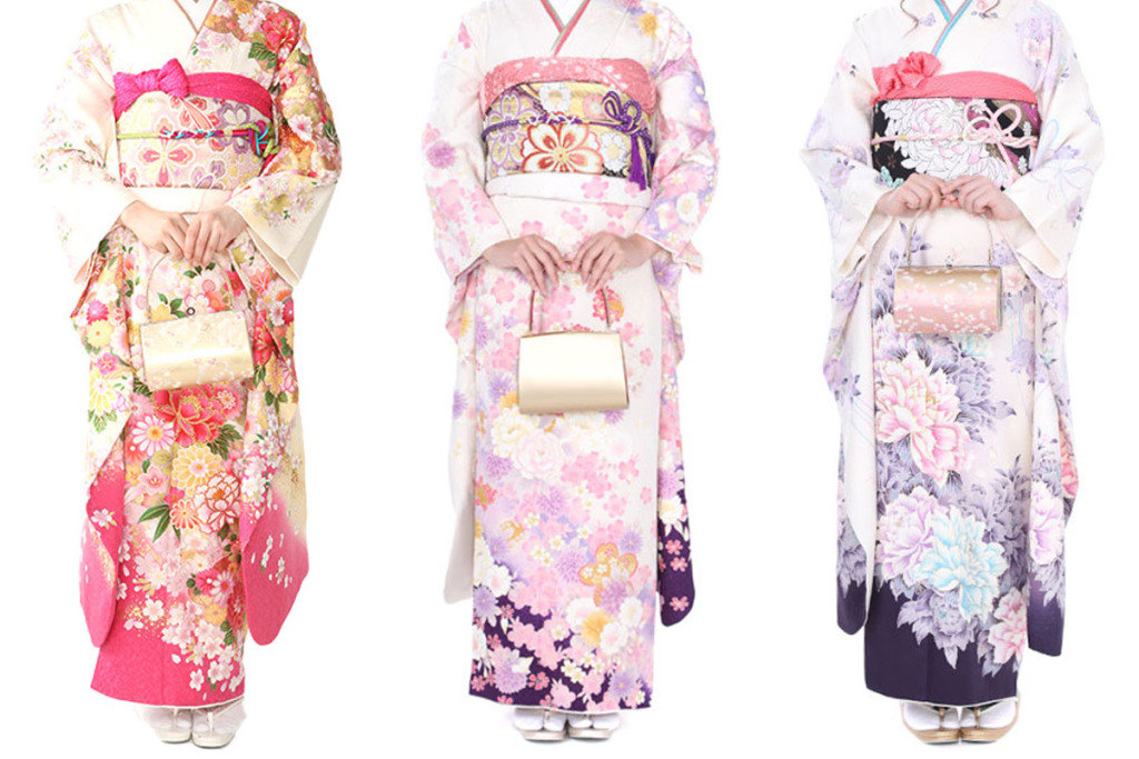 振袖|白地に牡丹|F0018 M振袖|白地にグラデ桜|F0150 L振袖|オフホワイトに四季の花|F0365|L