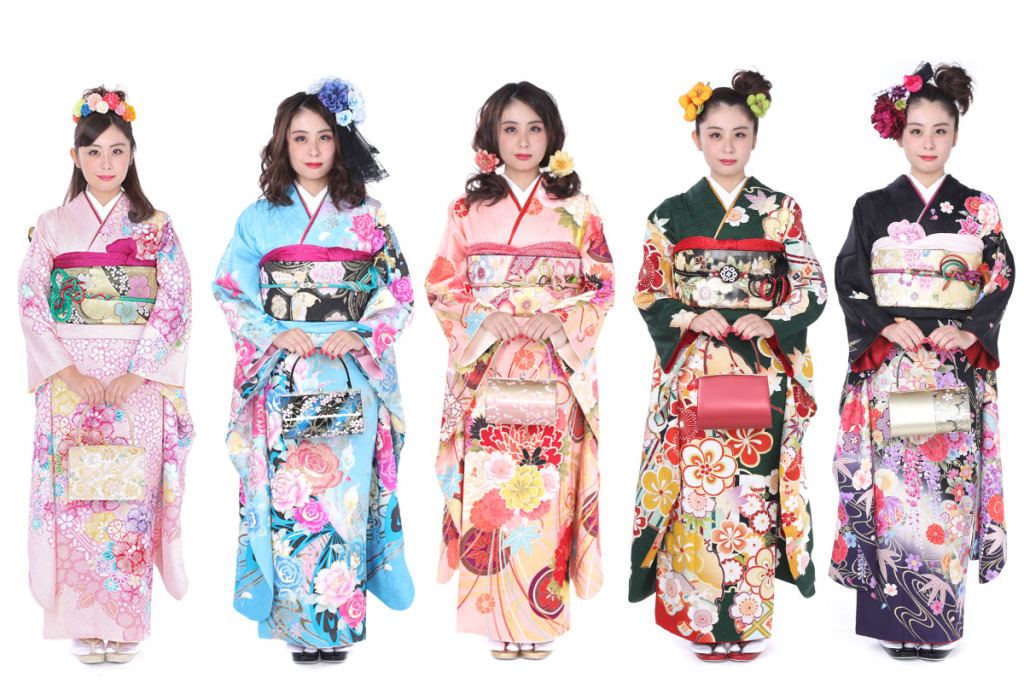 パーソナルカラーにあった振袖を着た女性