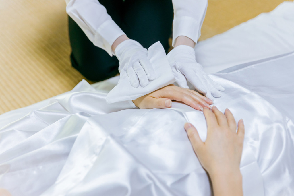 死に装束の左前