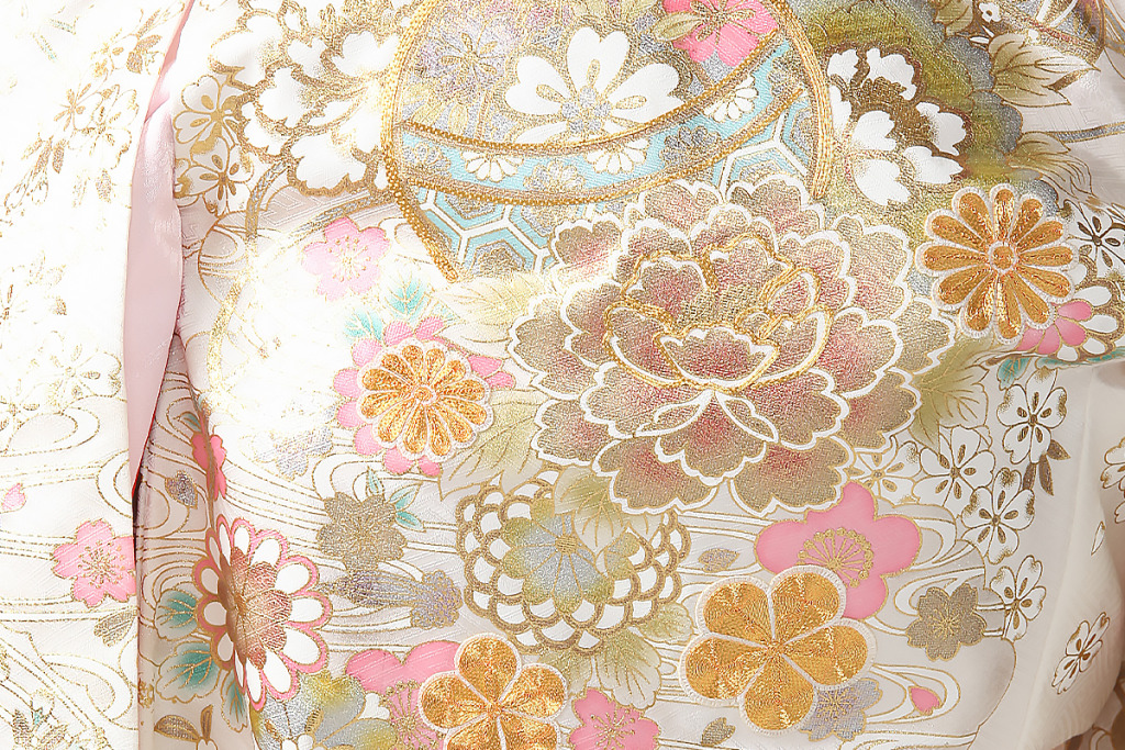 金駒刺繍