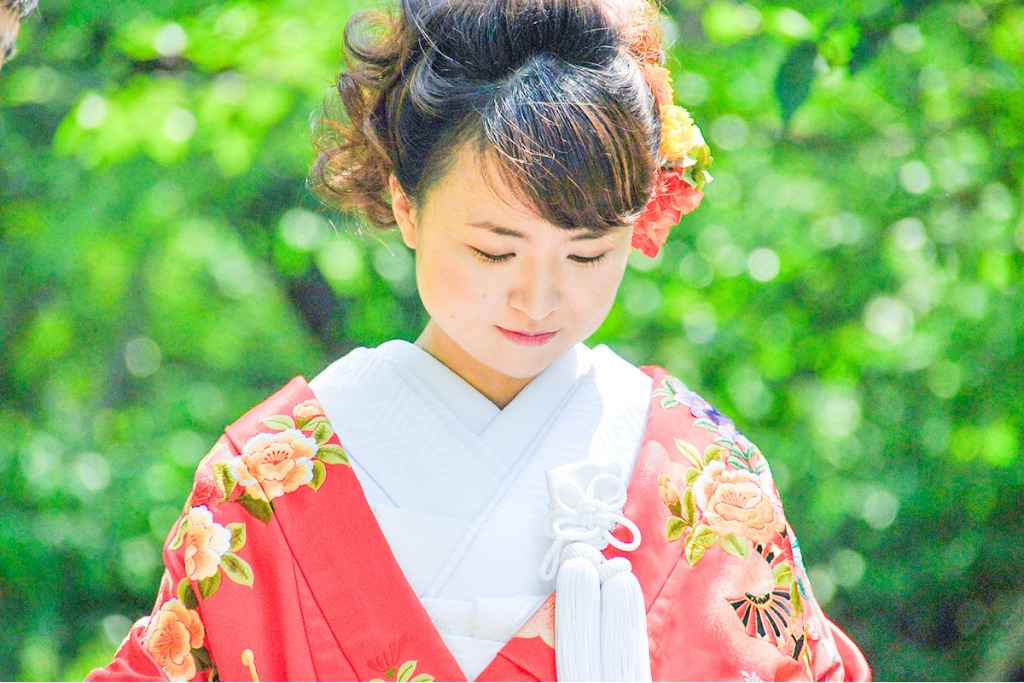 色打掛を着た女性