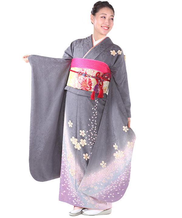 着物浅いブルーグレー桜吹雪帯締め2本付き
