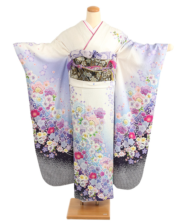 振袖レンタル｜白に色とりどりの桜