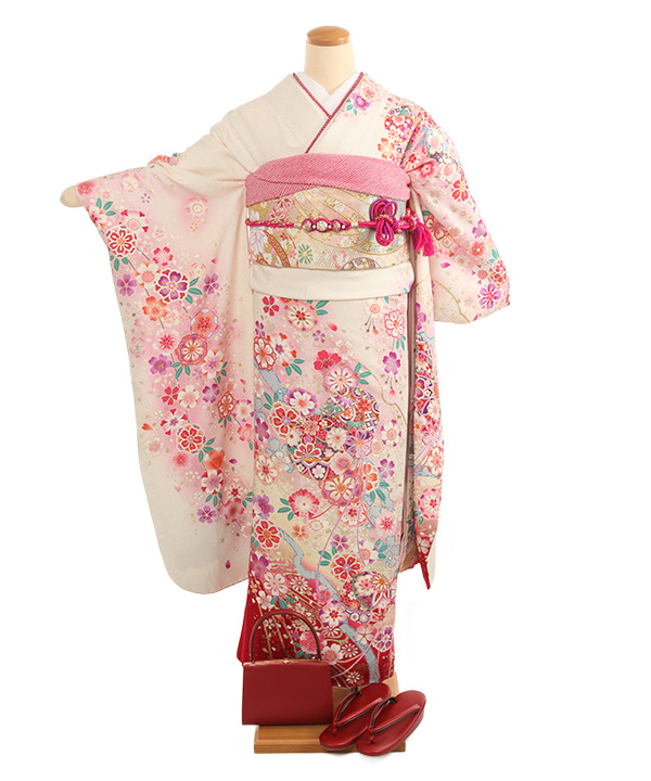振袖レンタル｜オフホワイトに鞠と桜