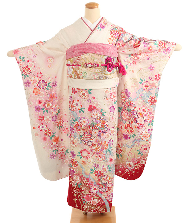 振袖レンタル｜オフホワイトに鞠と桜