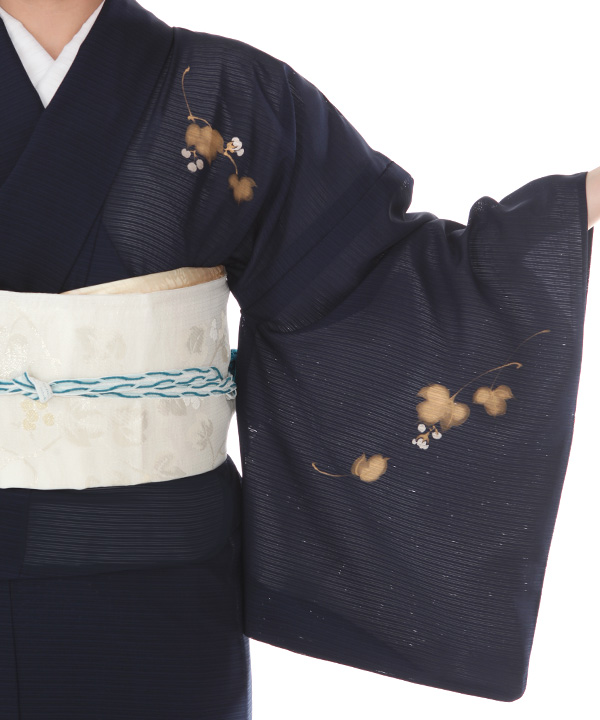 夏絽付け下げ、紺色季節柄入り 着物通販枠に、新しく入荷した商品をお知らせします♪