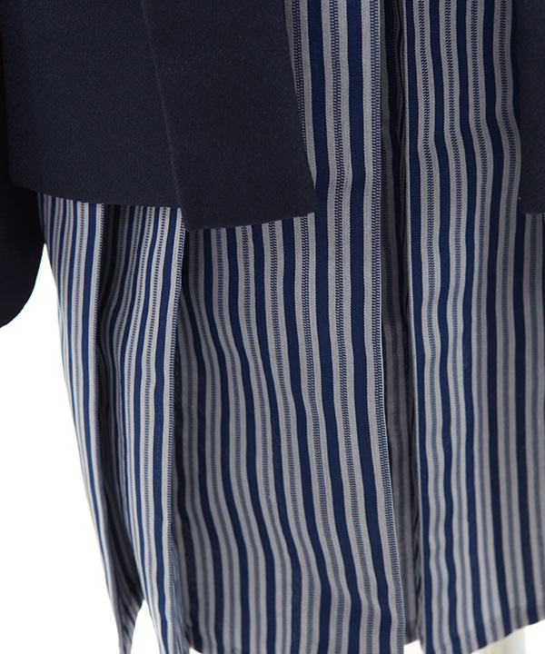 七五三(五歳男の子)着物レンタル｜兜柄濃紺色羽織 濃紺着物×紺縞袴