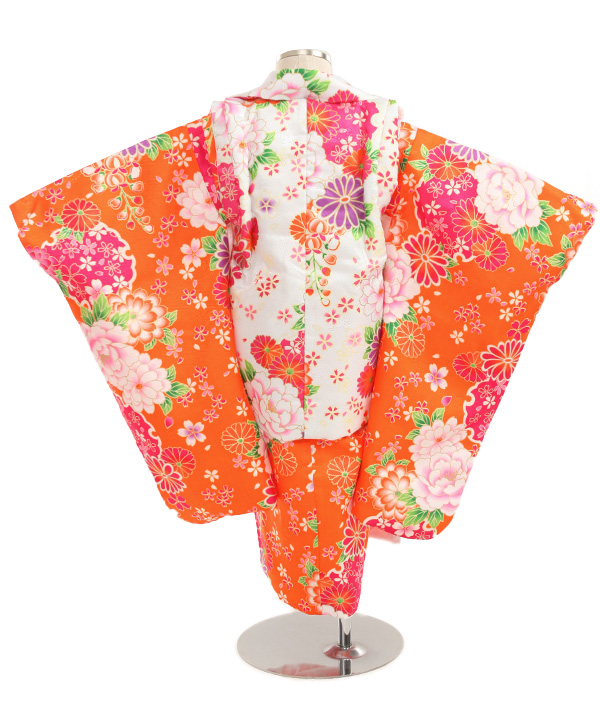 七五三(三歳女の子)着物レンタル｜牡丹に雪輪オレンジ着物×白被布｜W-G