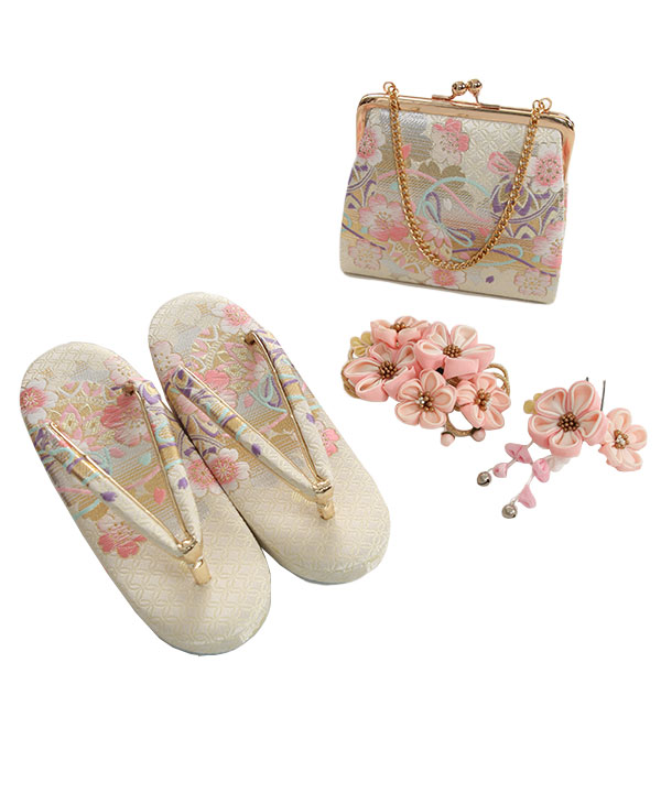 七五三(七歳女の子)着物レンタル｜赤に四季草花柄着物×白作り帯